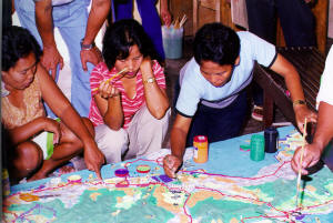 Women contributing to the El Nido participatory 3D mapping exercise